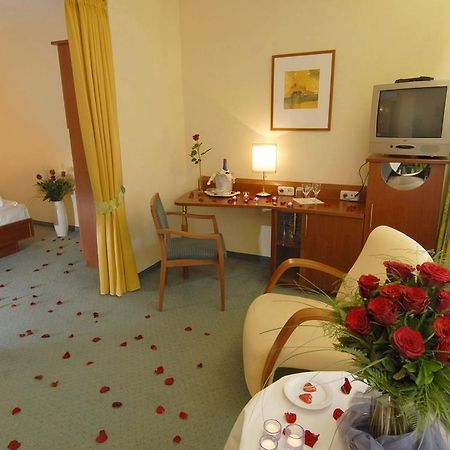 Balladins Superior Hotel Gutsmann Bad Bramstedt Zimmer foto