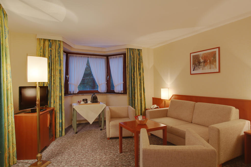 Balladins Superior Hotel Gutsmann Bad Bramstedt Zimmer foto