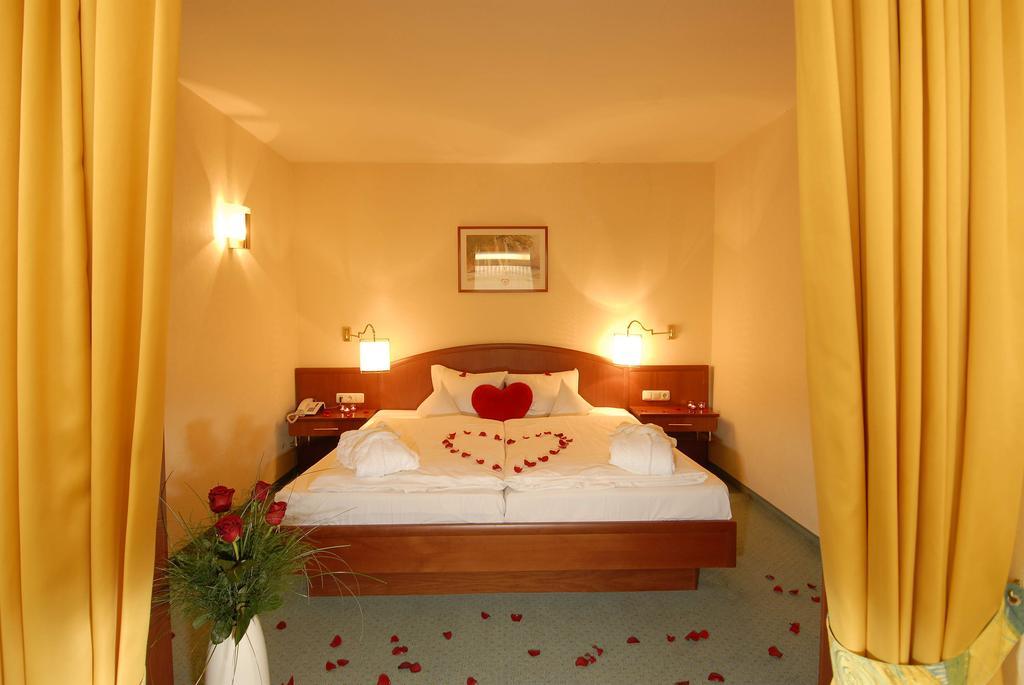 Balladins Superior Hotel Gutsmann Bad Bramstedt Zimmer foto