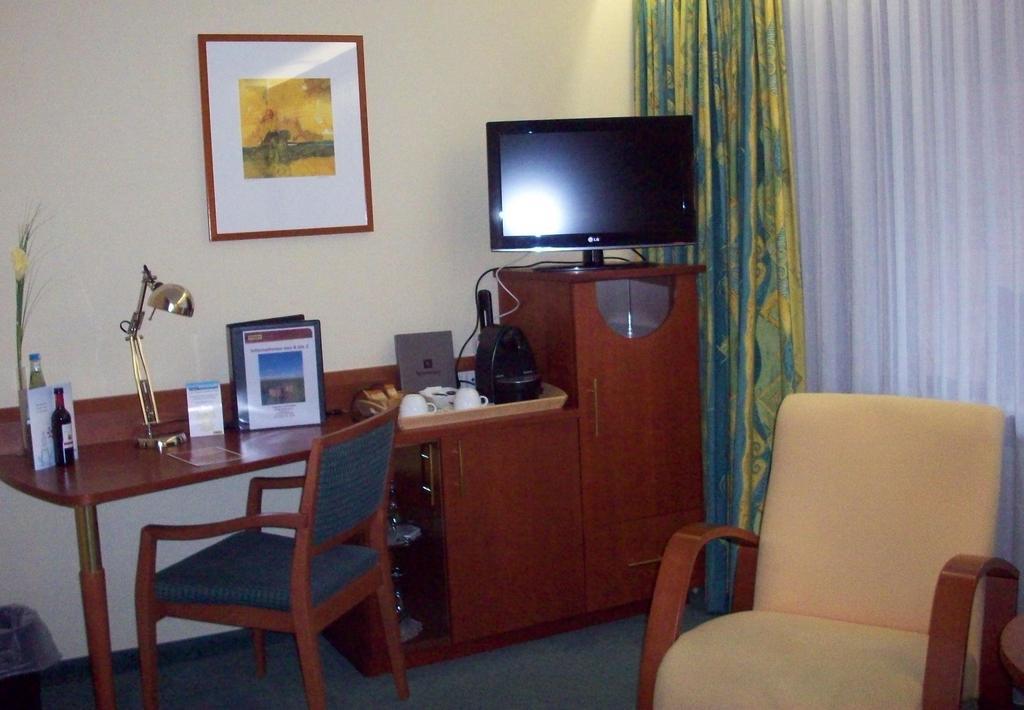 Balladins Superior Hotel Gutsmann Bad Bramstedt Zimmer foto